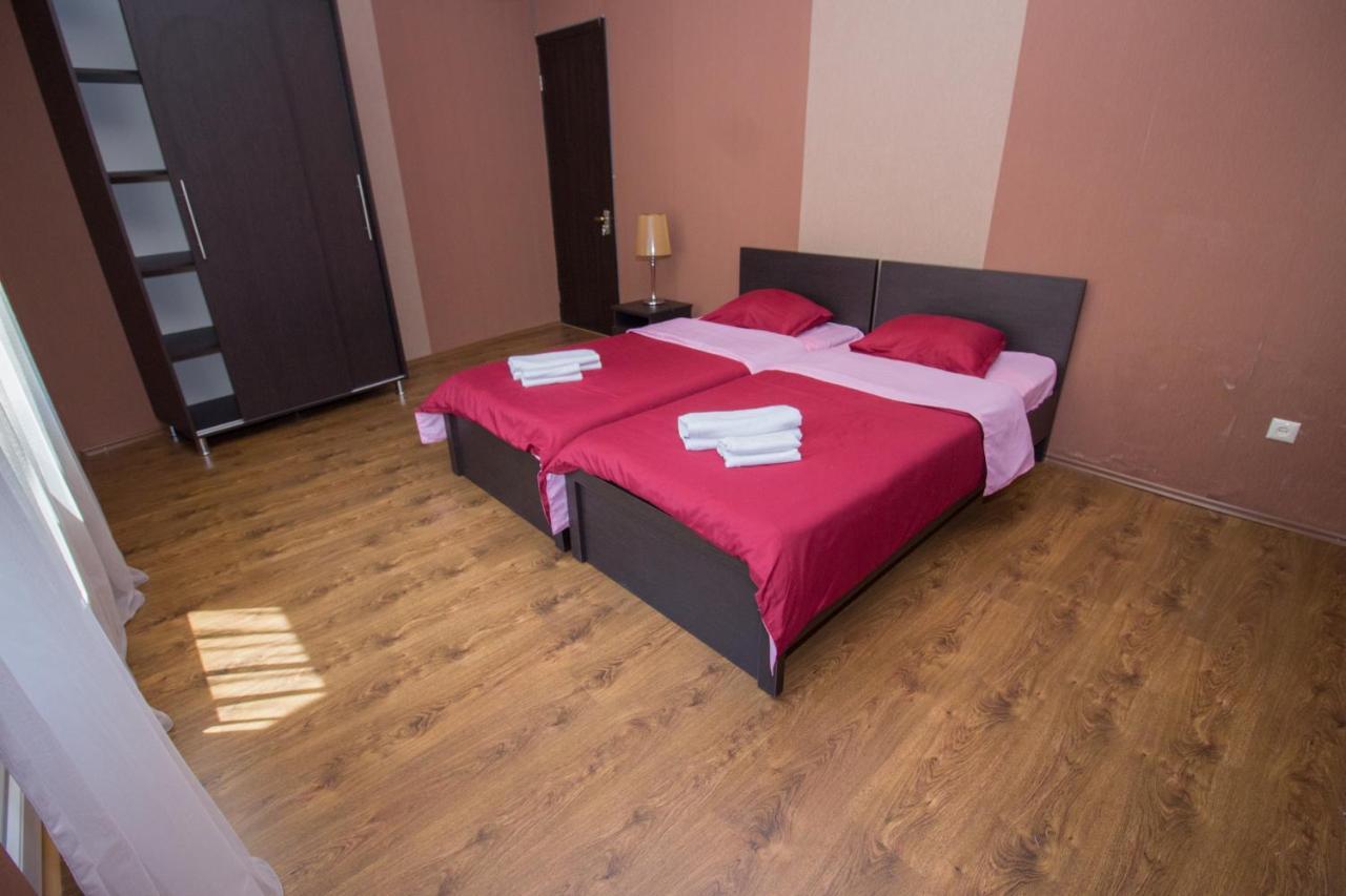 Tbili House Hotel Tbilisi Exterior photo