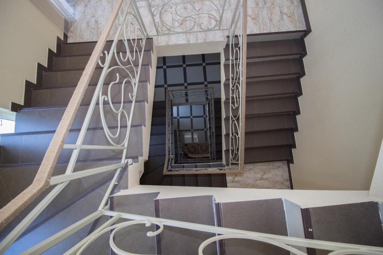 Tbili House Hotel Tbilisi Exterior photo